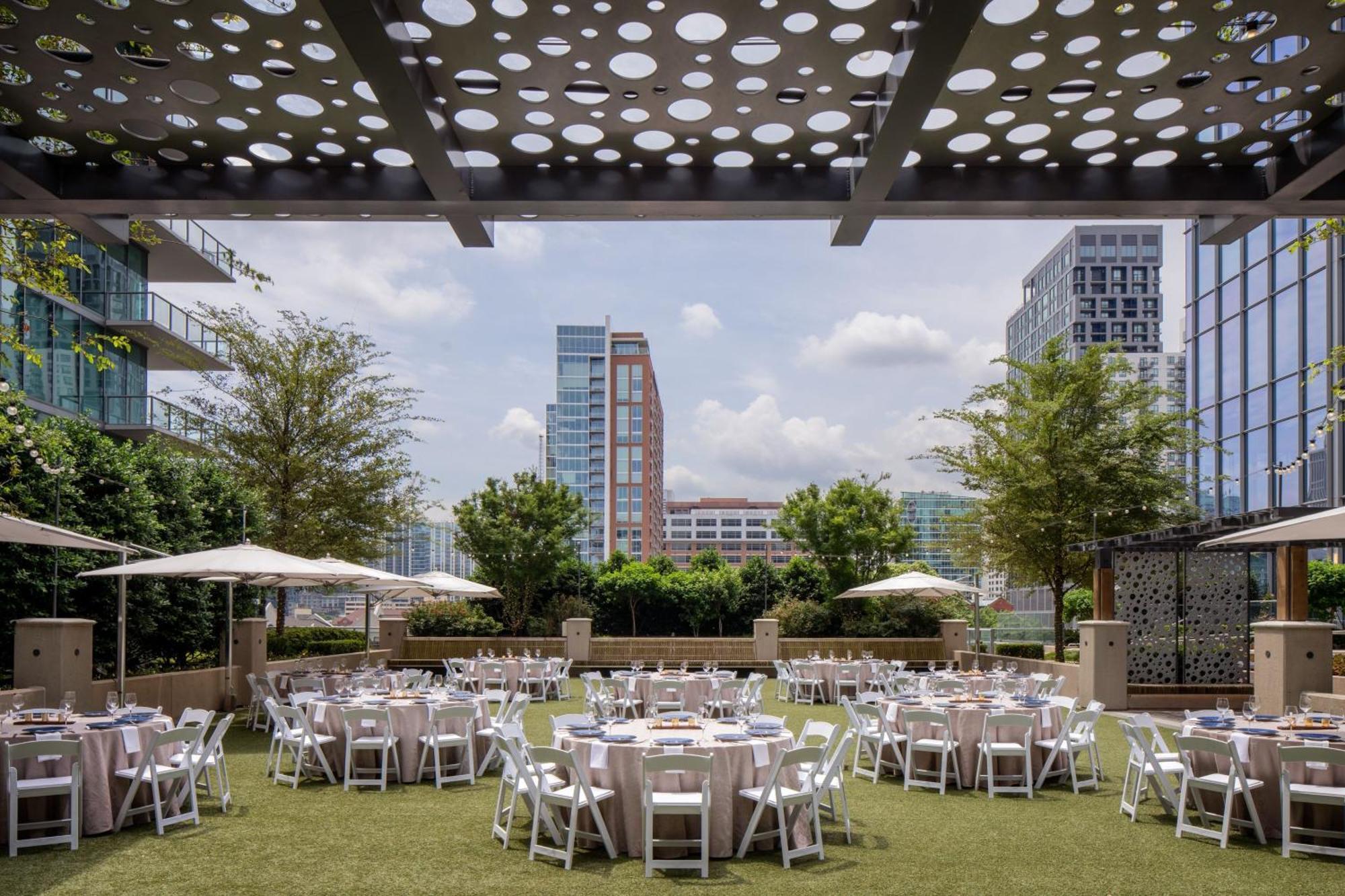 Epicurean Atlanta, Autograph Collection 4*