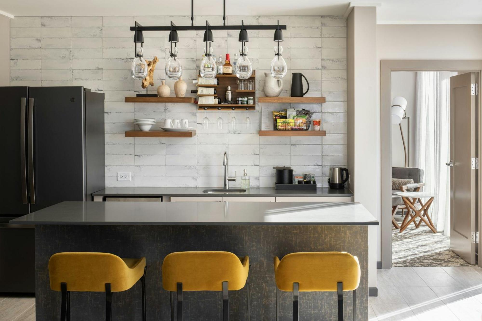 Epicurean Atlanta, Autograph Collection